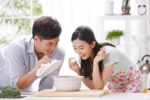 夫妻怎么走出矛盾困境 夫妻重建美满婚姻怎么做